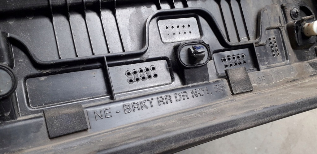 фото №9, Молдинг двері права задня hyundai ioniq 5 21- 87732-gi100