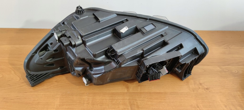 фото №4, Ford focus mk4 iv 4 правая лампа фара светодиодный