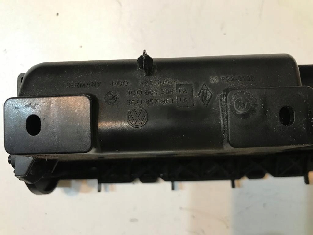 фото №5, Пепельница vw passat b6 3c0860284a