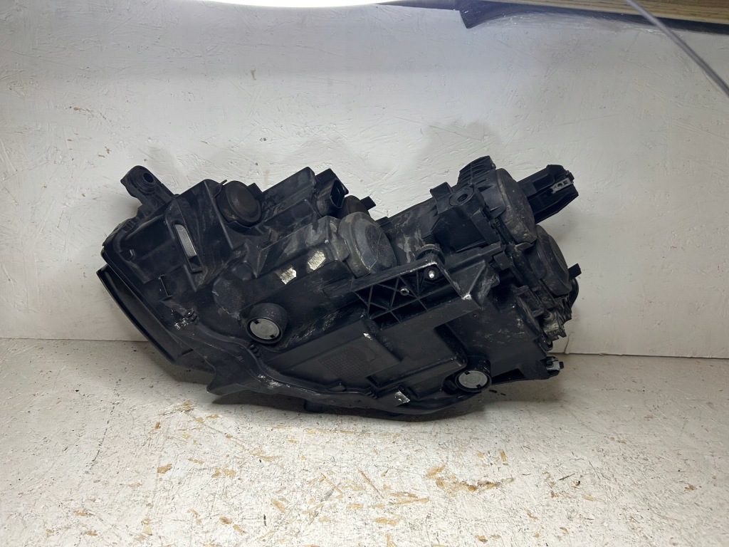 фото №8, Vw passat b8 15- лампа права звичайна oryg