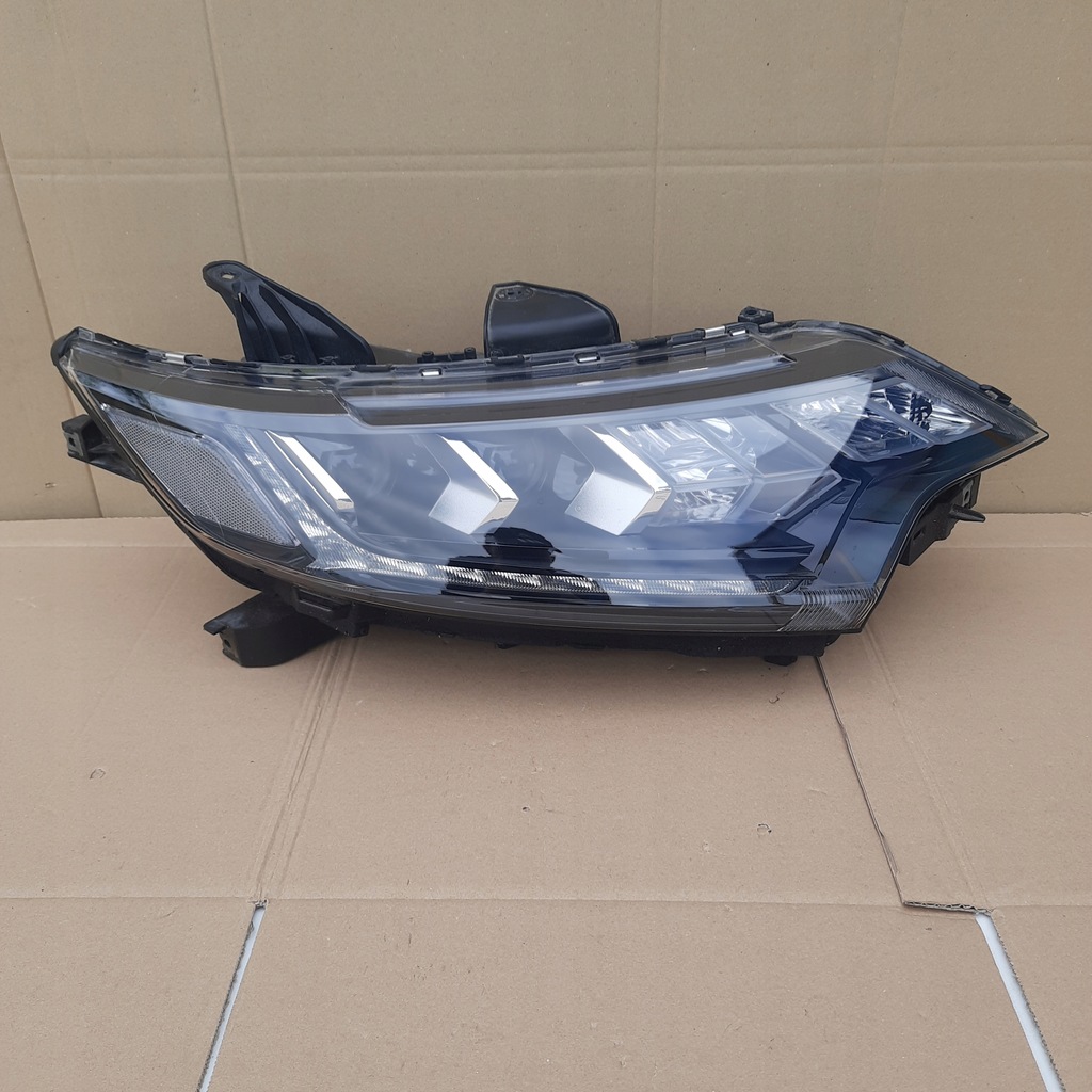 фото №1, Лампа перед правая mitsubishi outlander iii lift