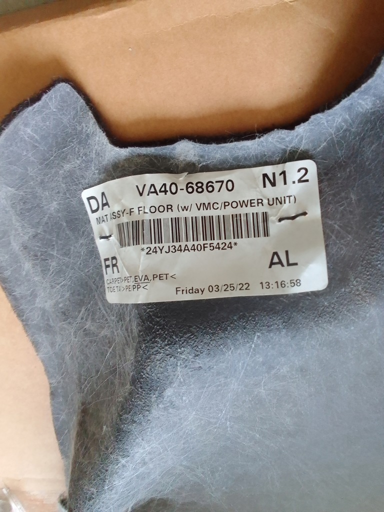 фото №8, Mazda cx50 23- обшивка пол перед va40-68670 usa