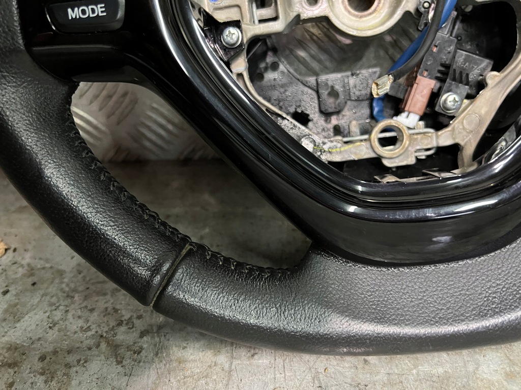 фото №7, Toyota aygo ii 2 воздуховод кожа мультифункция org