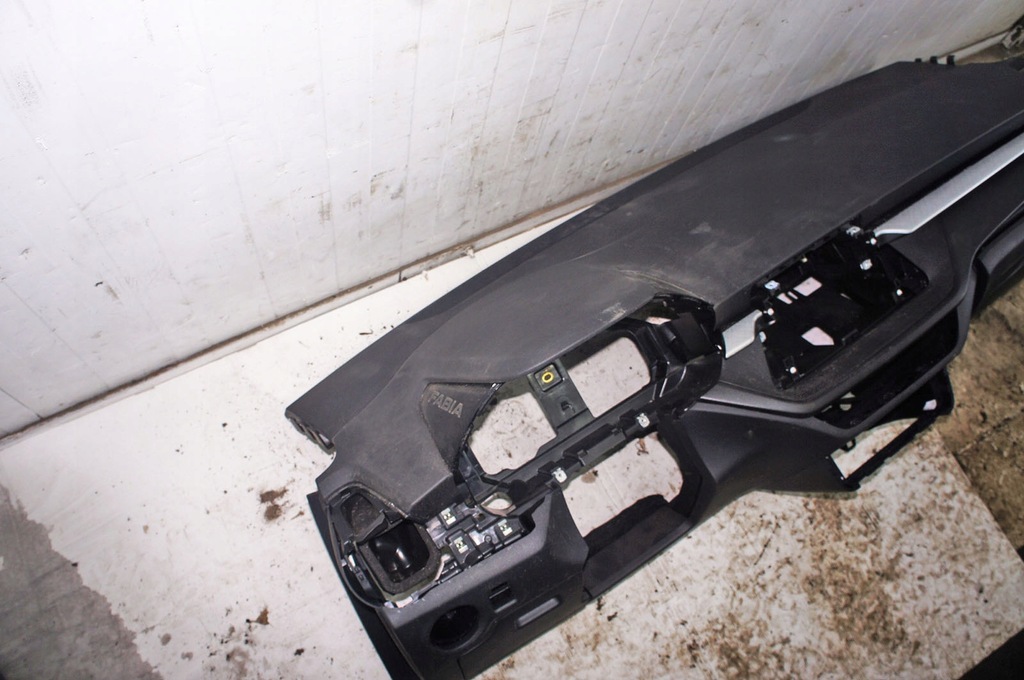 фото №6, Sb328 skoda fabia iv 21- приборная панель приборная панель pulpit консоль europa