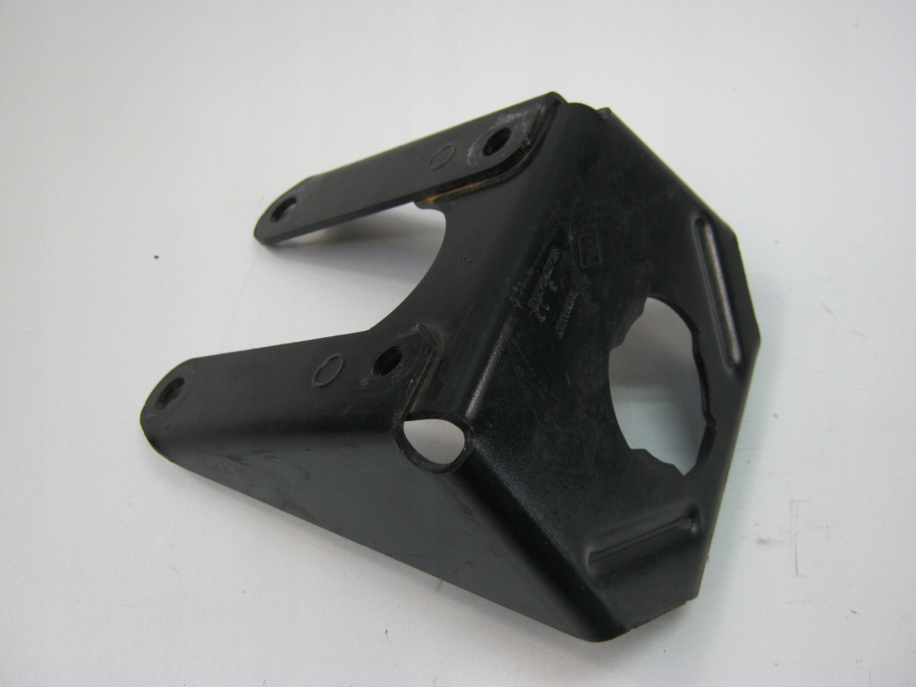 Оригінальний номер renault кронштейн циліндра зчеплення r-master iii Ціна