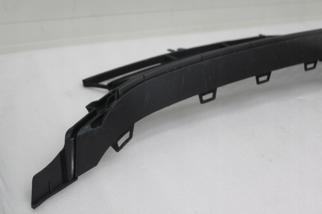 Mercedes e w212 63 amg середня решітка бампера a2128850424 Оригінал