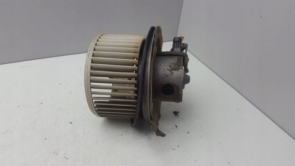 фото №1, Повітродувка обдув mazda tribute 2002 europa