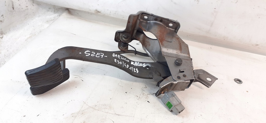 фото №1, Daewoo kalos педаль тормоза газа