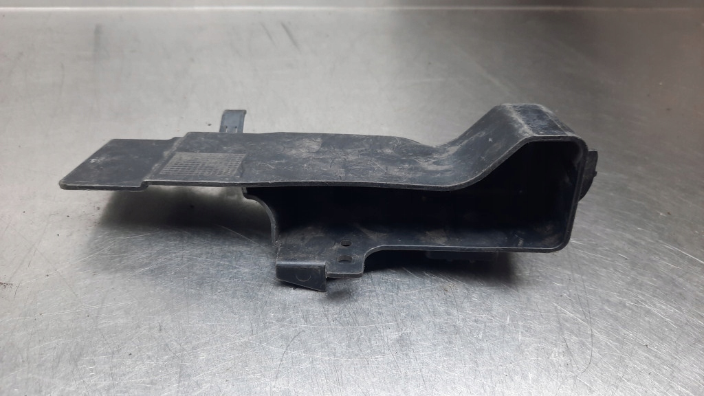 фото №5, Воздуховод воздуха правая 30796473 volvo s60 ii v60