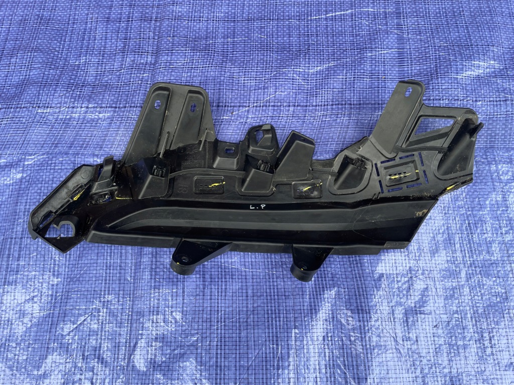 фото №1, Peugeot 208 ii направляющая бампера левый перед