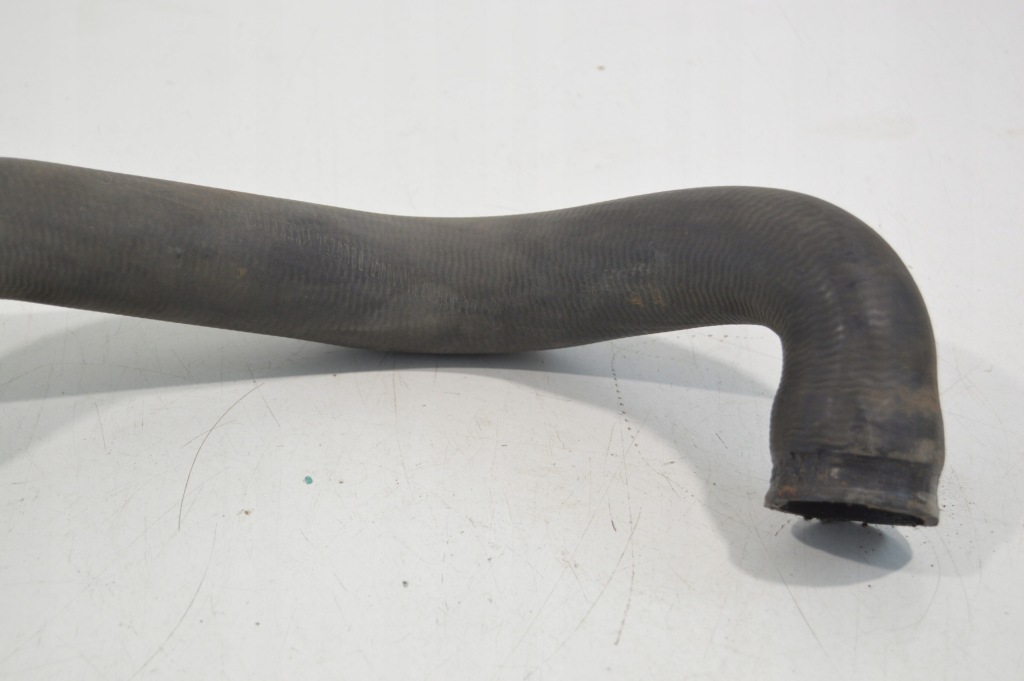 Пабтрубок  шланг радиатора воды жидкость mercedes e klasa w124 2.2 1245015782 Недорого