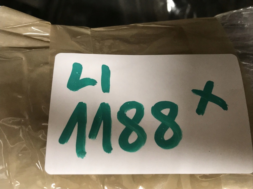 Лампа перед mercedes eqa led w243 a2439063200 Оригінал