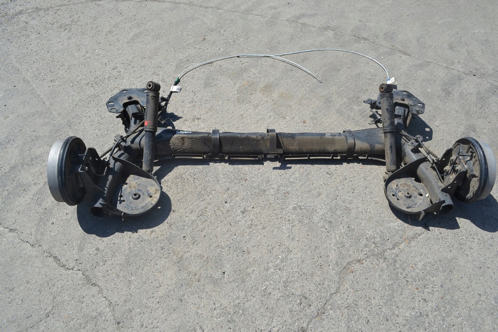 фото №1, Балка oś задня renault kangoo iv 21- гальмівні барабани