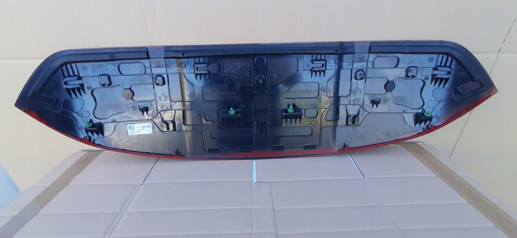 фото №8, Спойлер спойлер кришки багажника задня bmw 1 f40