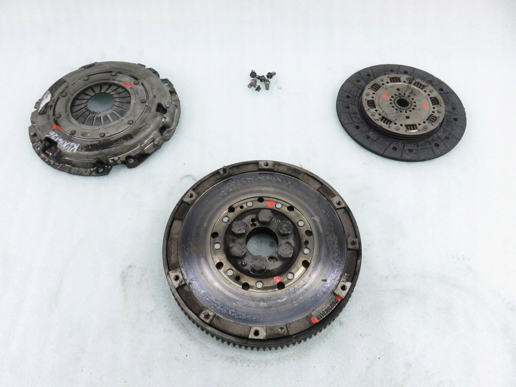 фото №1, Колесо двухмассовый fiat croma ii 1.9 d multijet 282383u2