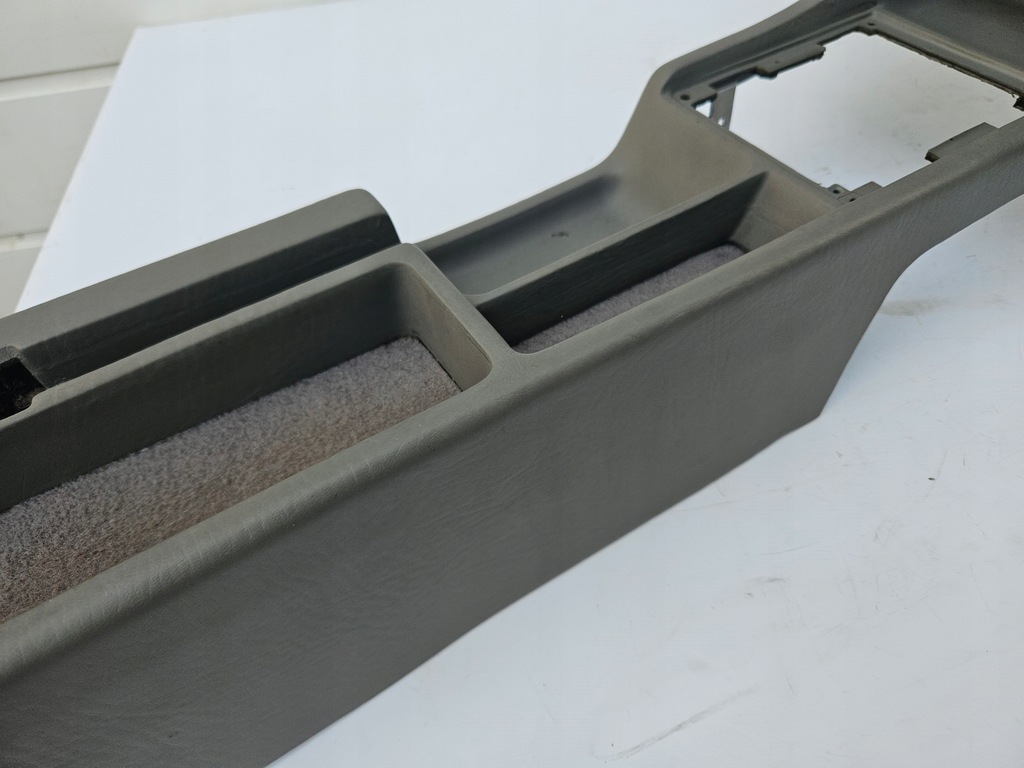 фото №12, Туннель средний консоль средняя audi v8 d11 светлая механическая коробка передач