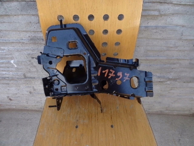 фото №1, Bmw x5 x6 f15 f16 панель фары кронштейн левый