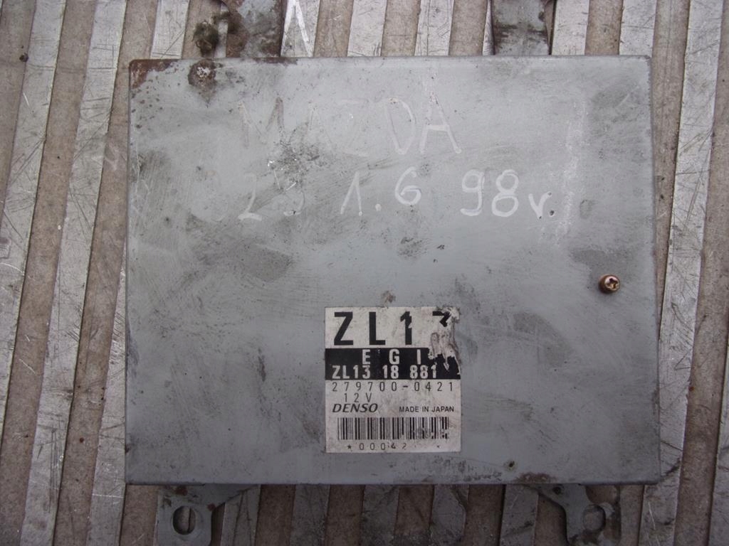 фото №1, Mazda бортовий комп'ютер блок керування 279700-0421