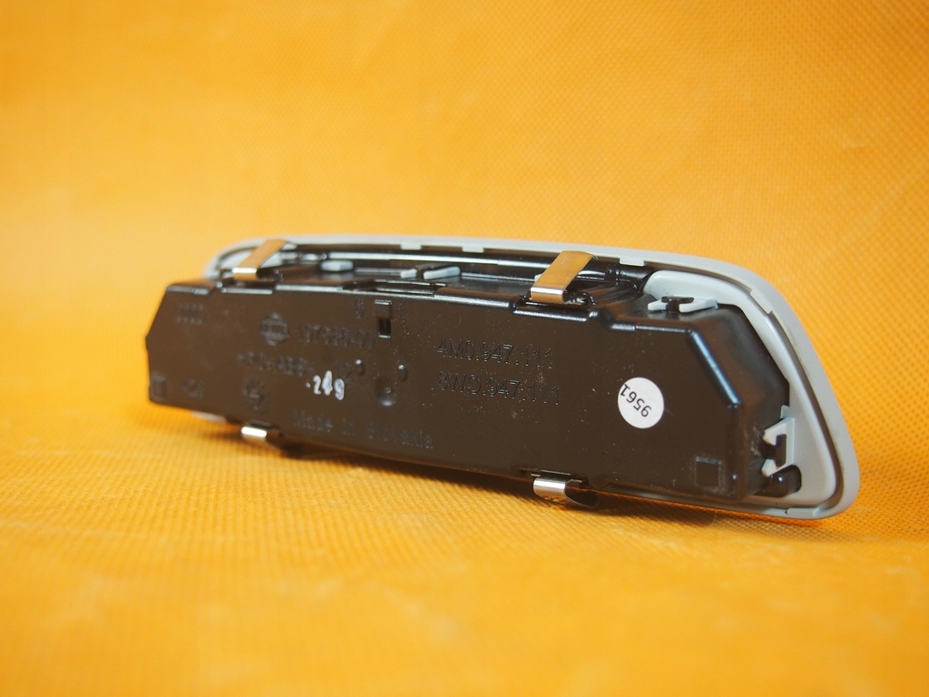 фото №8, Audi e-tron 4ke фонари потолочный задняя 4m0907111