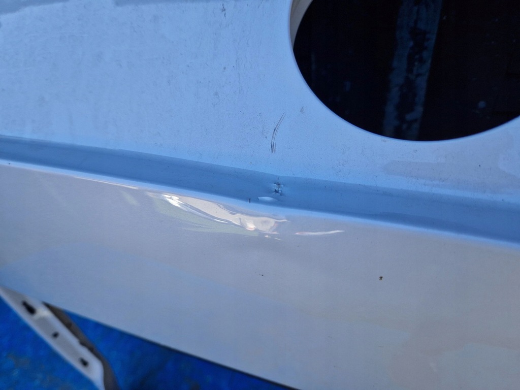 фото №3, Крышка багажника задняя vw t-roc 2017r-