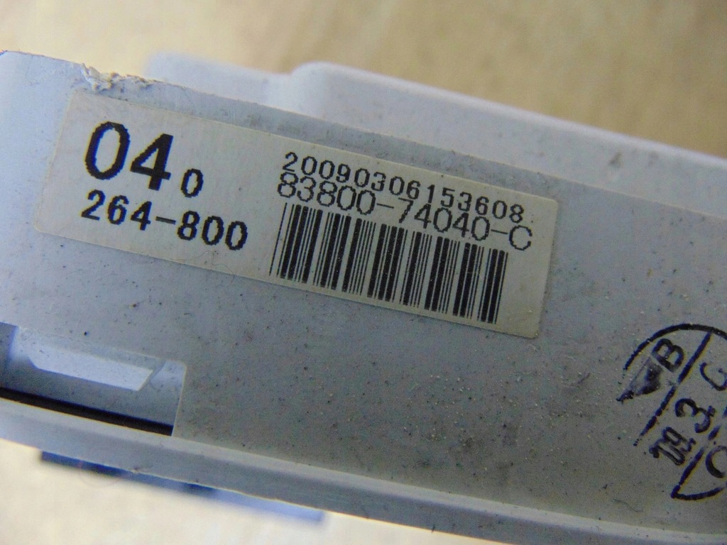 фото №7, Счетчик приборная панель toyota iq 83800-74040-c europa