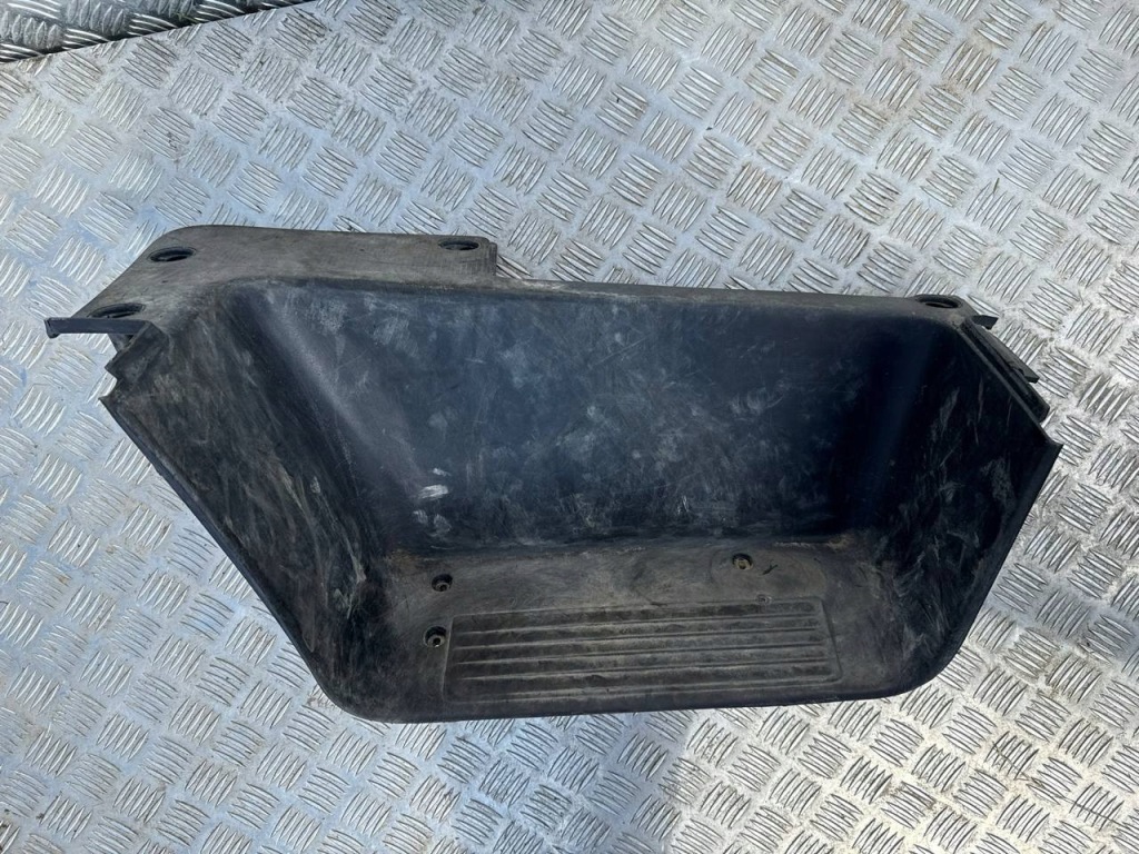 Купити Накладка поріг підніжка дверей лівий передні  ducato boxer jumper 06- 130582807