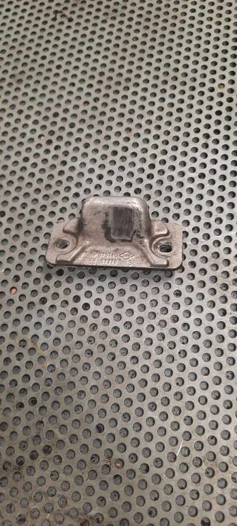 фото №1, Засов замка 075740 renault trafic