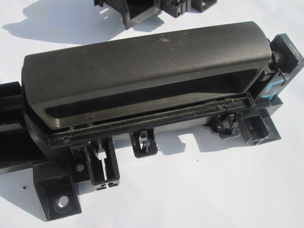 фото №7, Chrysler town country ручка дверь задняя левая правая задняя grand caravan dodge