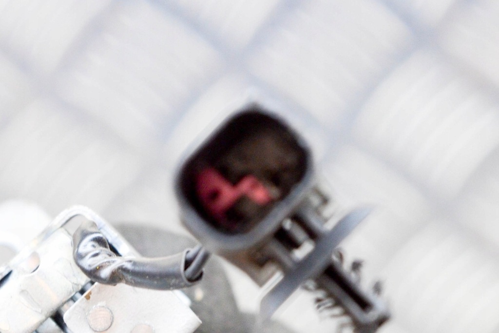 фото №6, Bmw i3 i01 капот блокування електрична 75kw 2016