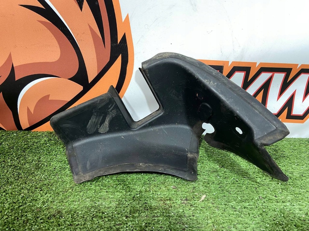 фото №8, Крышка петли правая velar j8a2-44248-ad