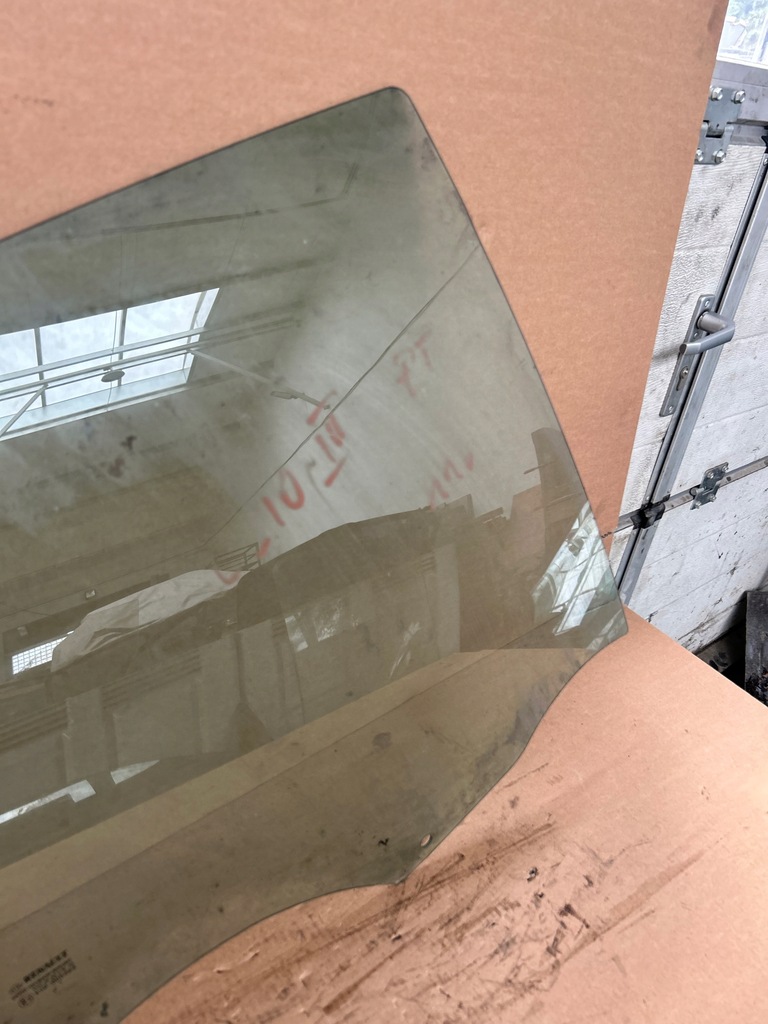 фото №3, Стекло боковая дверь правая правый задняя renault clio iii