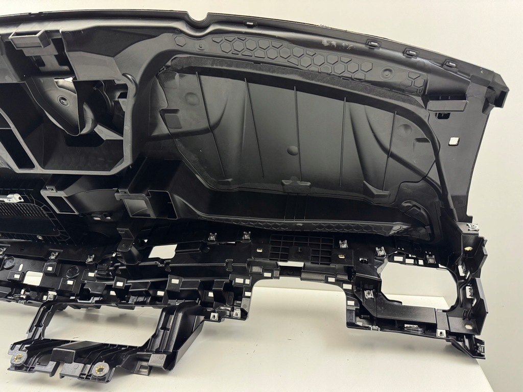 фото №13, Audi q6 e-tron панель приладів приладова панель приладів 85h857001k 2022-