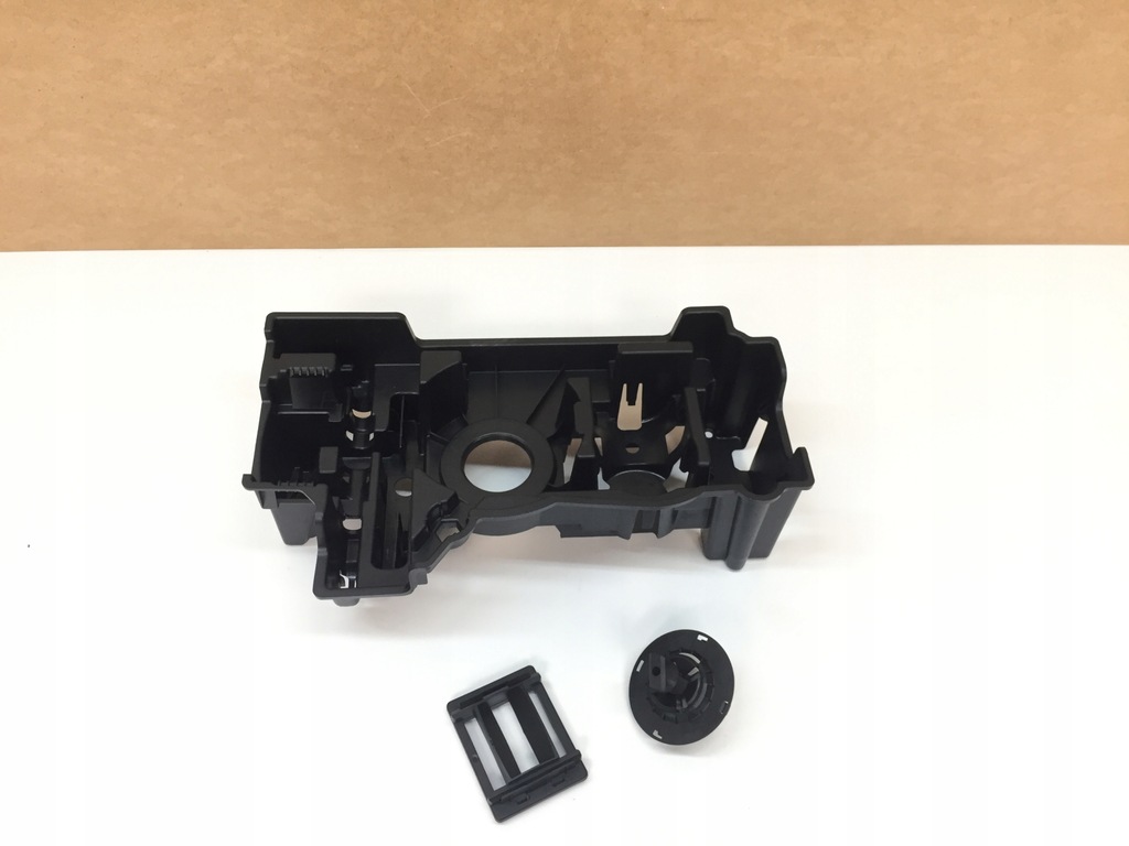 фото №1, Peugeot 2008 ii вкладыш кронштейн колеса багажника