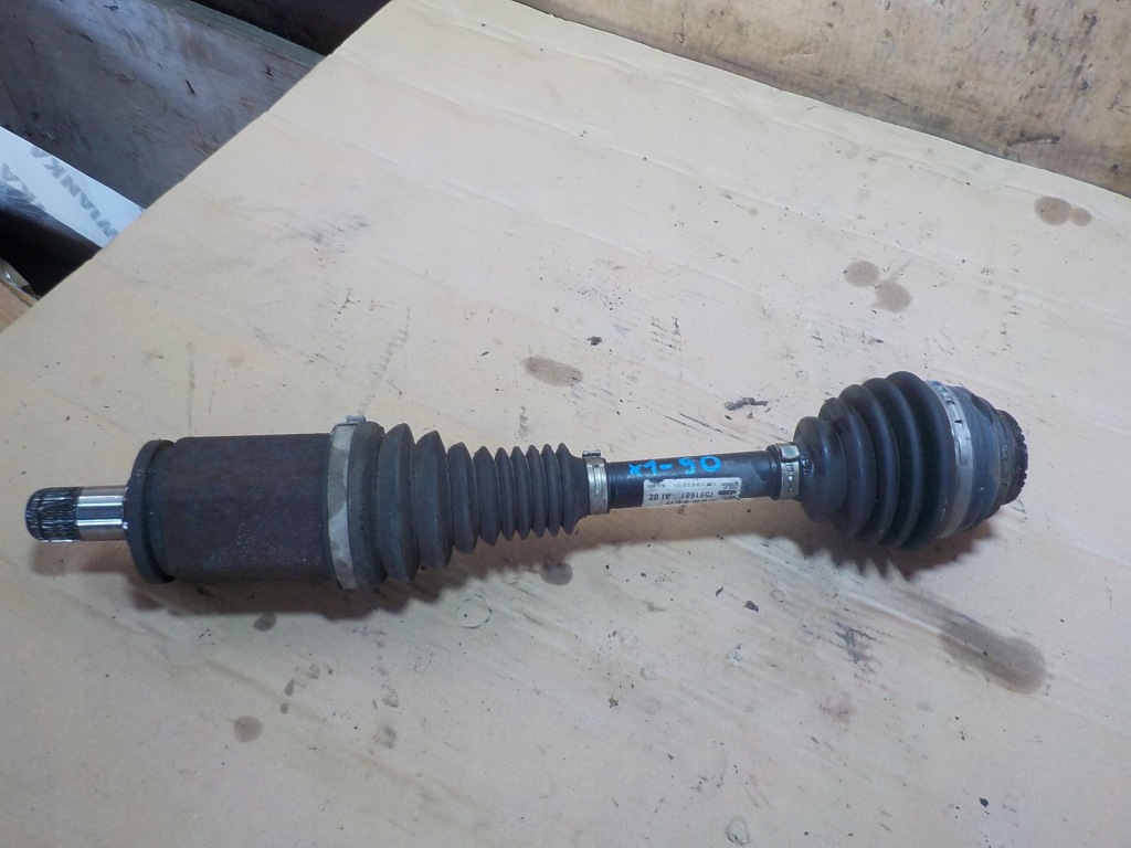 фото №3, Bmw x1 e84 2.0 привідний вал ліва передня