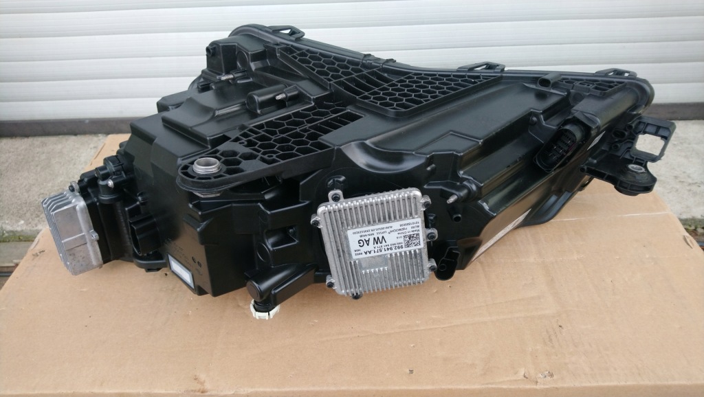 Фара правый  перед передняя skoda superb 3 рестайлинг  full led 3v1941016d cała! Киев