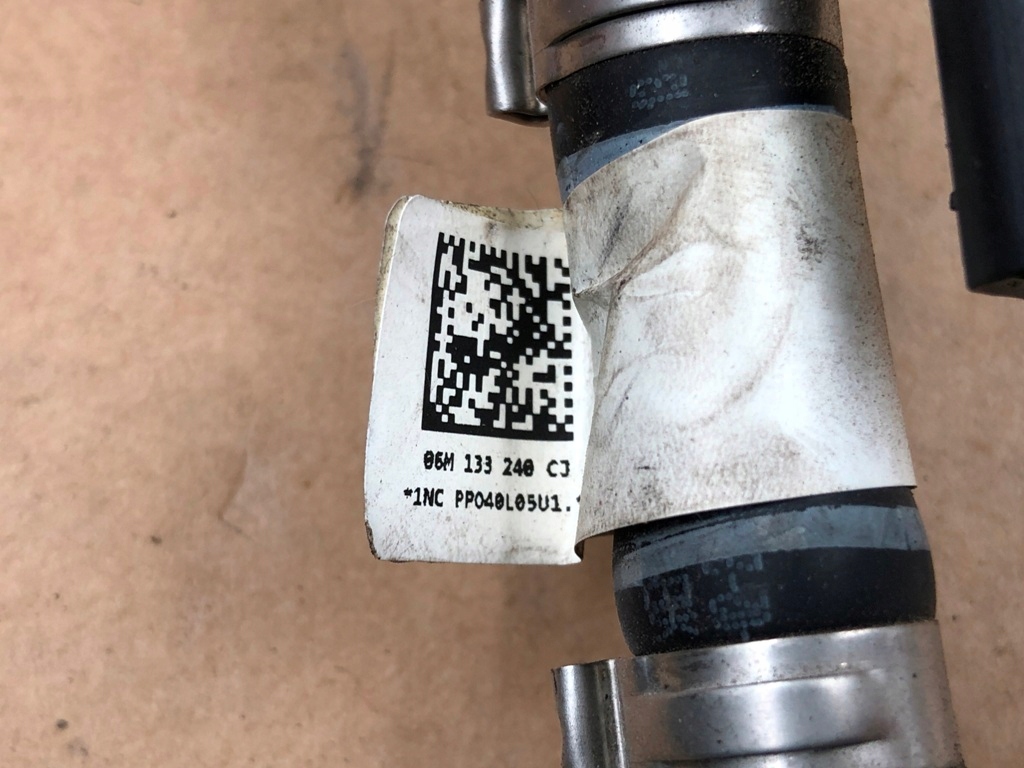 фото №9, Труба шланг 06m133240cj датчик 06h906052a audi a4 a5 a6 a7 q8 vw touareg