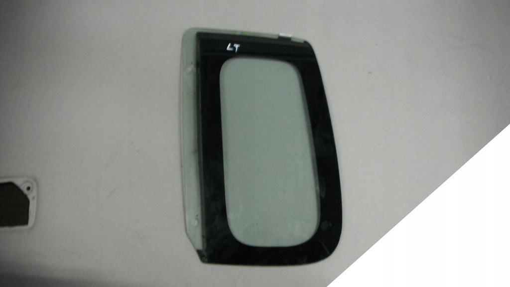 фото №1, Mazda demio 98-03 скло кузовна ліва