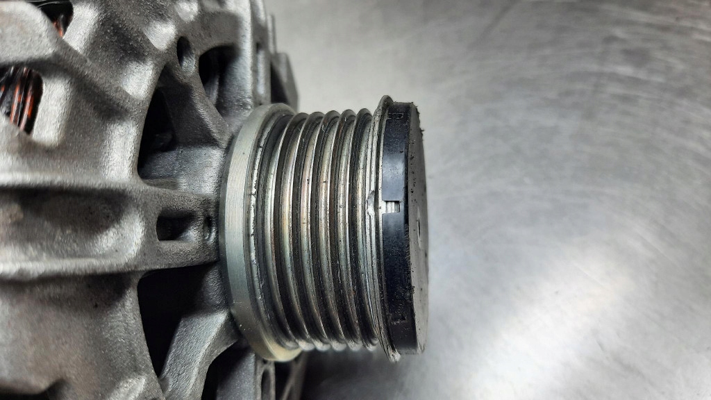 Генератор lucas lra03470 volvo v40 2 12-19r 1.6 d2 115km Оригинал