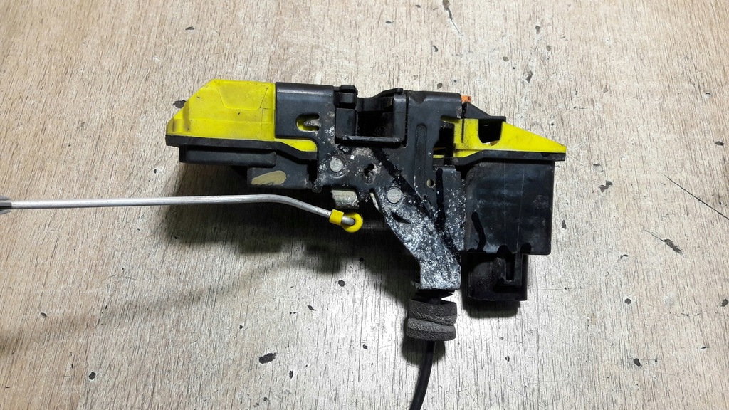 фото №1, Volvo s80 замок правий задня