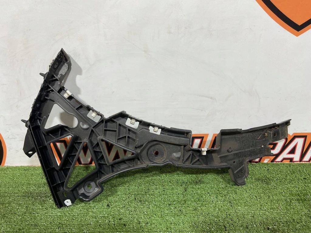 фото №8, Направляющая бампера правый задняя jaguar i-pace x590 j9d3-17b930-aa