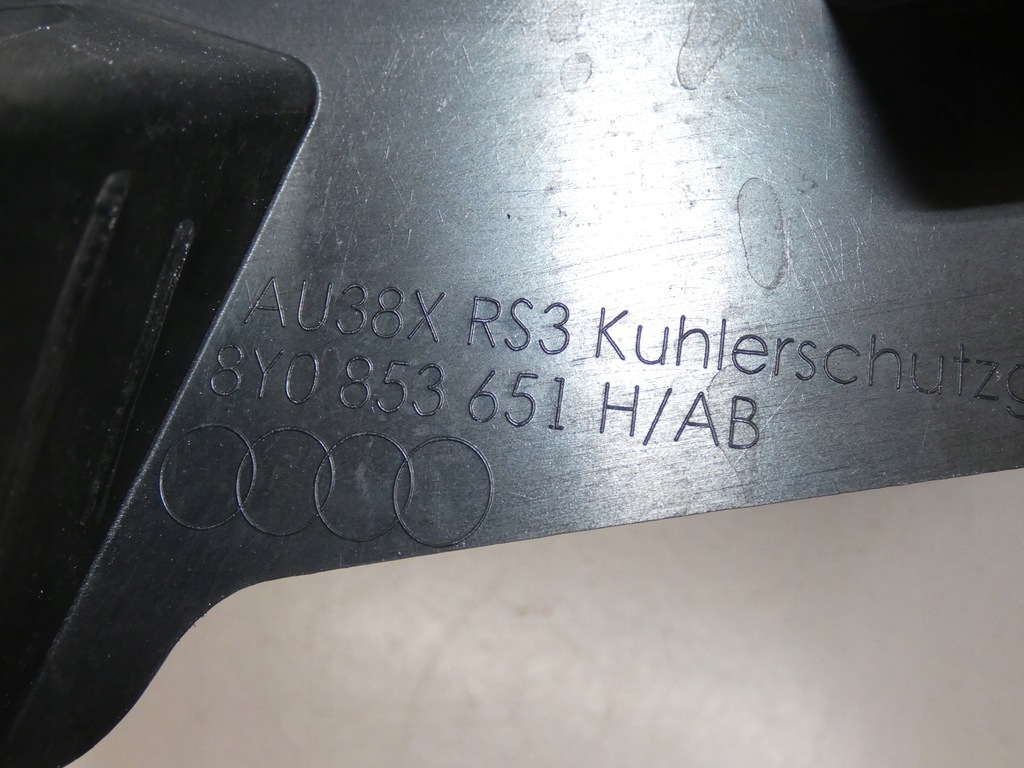 фото №16, Решітка радіатора, решітка радіатора audi rs-3 8y