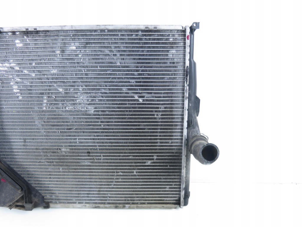 Радиатор воды bmw x3 e83 2.0 d 7788136 с Разборки