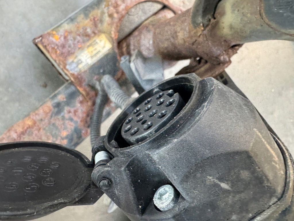 фото №12, Audi a4 b8 kombi hak буксирувальний модуль джгут