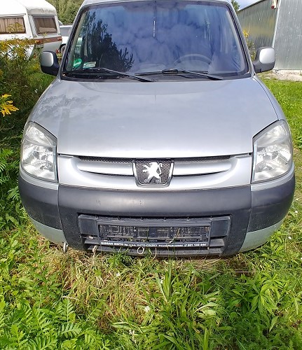 фото №1, Peugeot partner 2004 потолок hdi