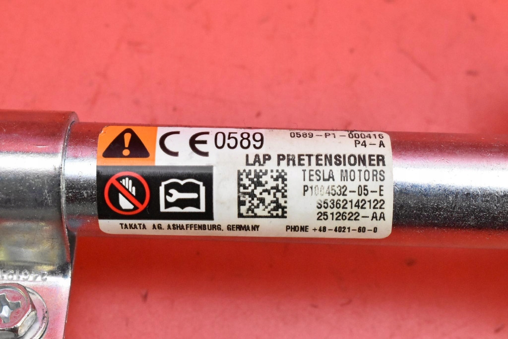 Натягувач кліпса поперечина лівий перед 1004532-05-e tesla model s 12-20 Київ