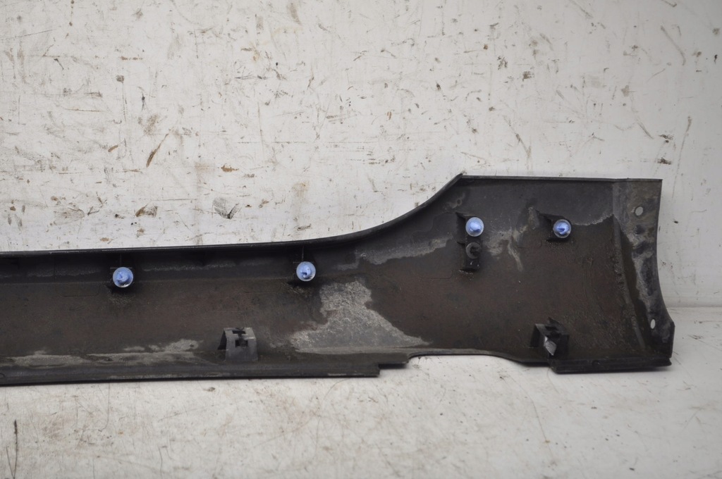 фото №6, Peugeot 2008 накладка поріг права