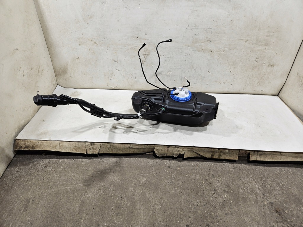 фото №1, Toyota aygo x 2022- насос бак топлива