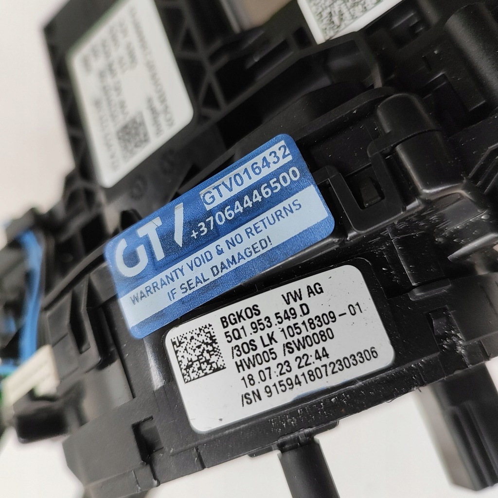 фото №11, Audi q4 sportback e-tron 2023 рычаг / переключатель поворотники