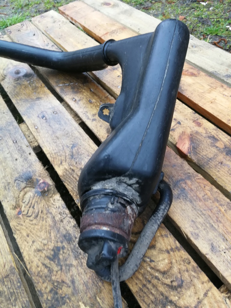 Труба заливної пального пластикова rarytas bmw e30 Недорого