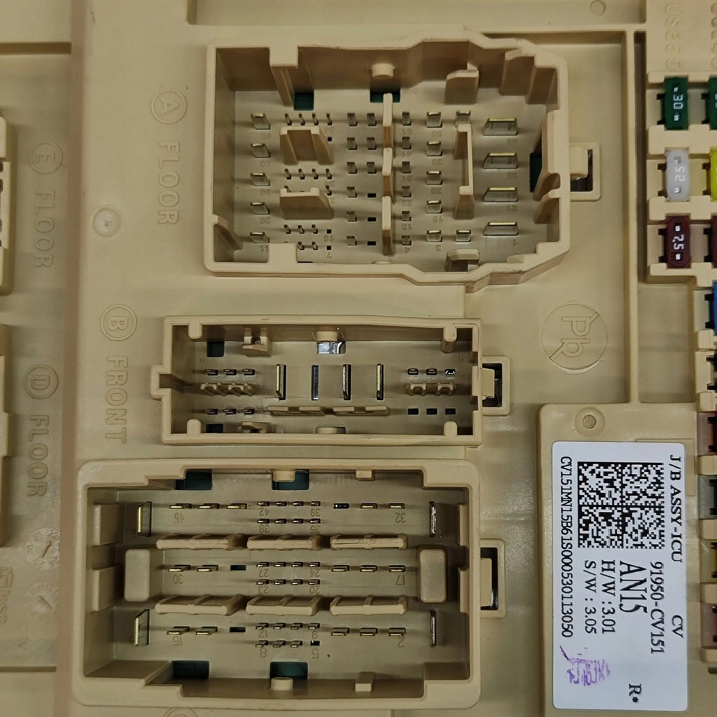 фото №6, Kia ev6 2023 рамка / модуль предохранителей